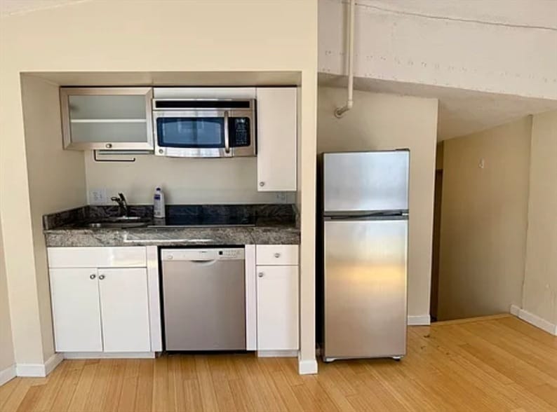 Photo - 12 Stoneholm Street Unit 422