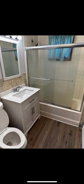 Building Photo - 24 Monroe St