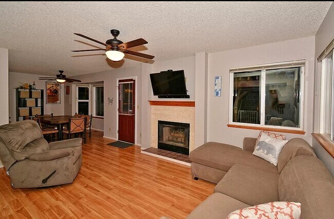 Foto del edificio - 2710 Hanovertown Dr