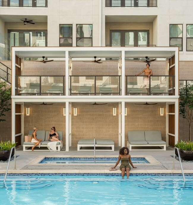 Building Photo - Auric Symphony Park