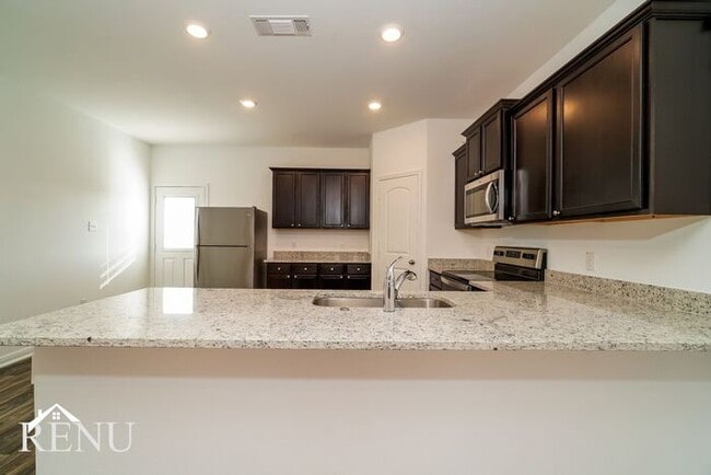 Building Photo - Coming Soon!