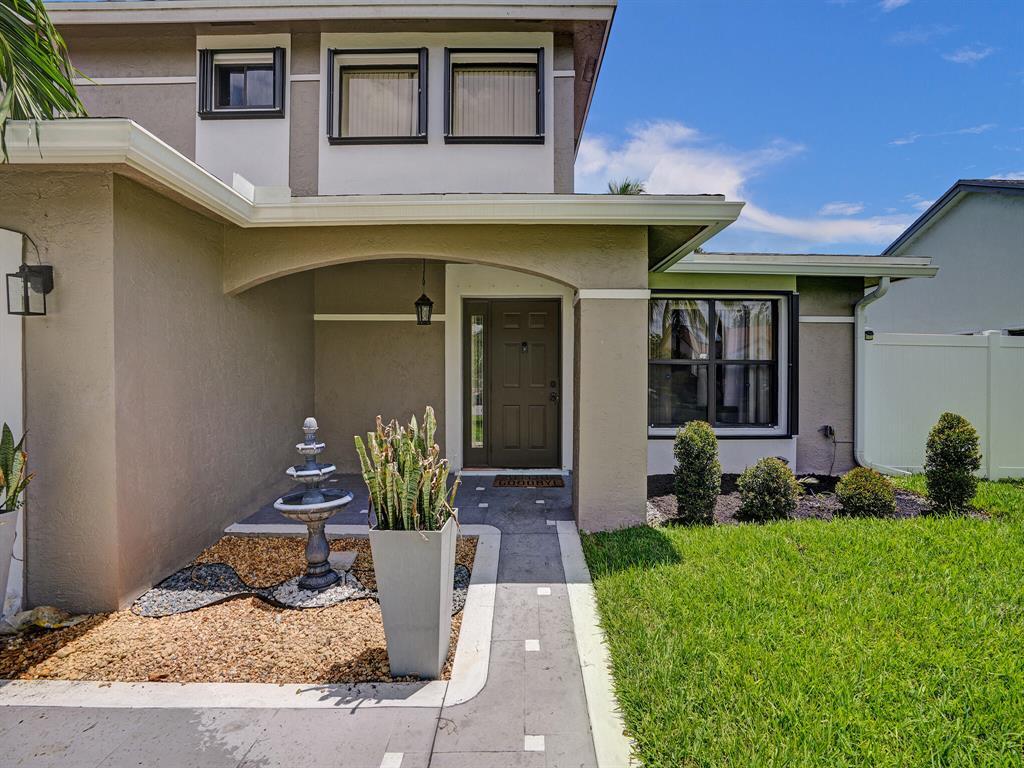 Primary Photo - 9610 Dunhill Dr