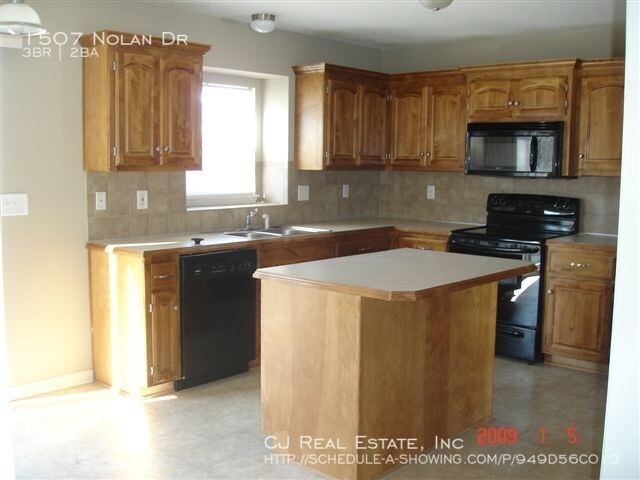 Building Photo - 1507 Nolan Dr
