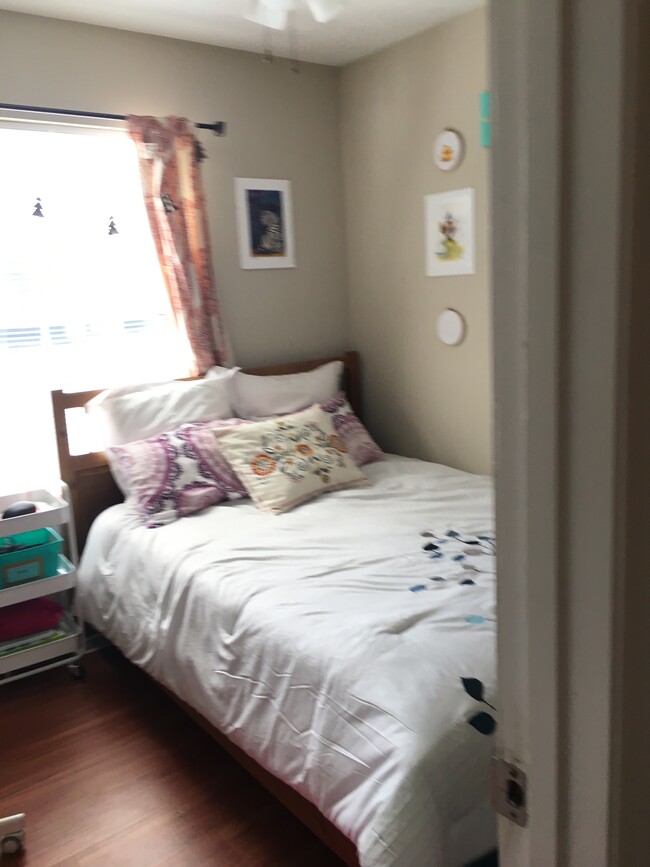 Bedroom - 1400 Christine Ct