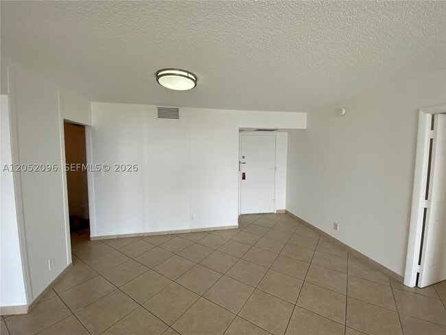 Building Photo - 3800 S Ocean Dr