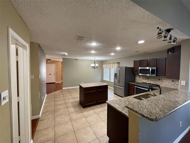 Building Photo - 416 Ashland Dr