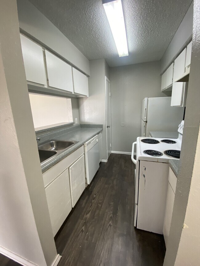 Edinburg Place Apartments Apartments in Edinburg, TX