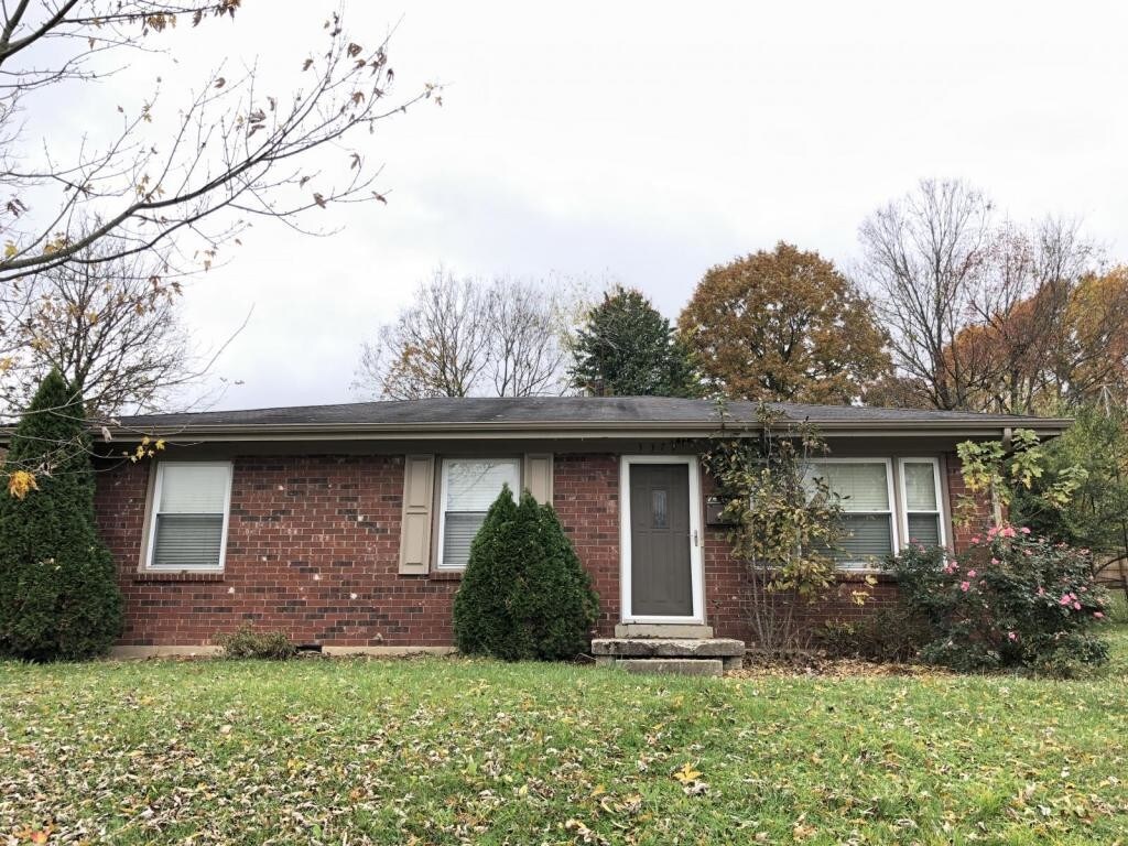 Foto principal - 3379 Greentree Rd