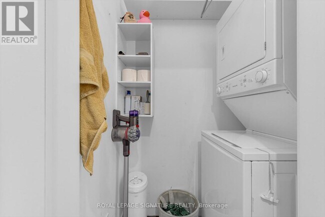 Building Photo - 101 Shoreview Pl