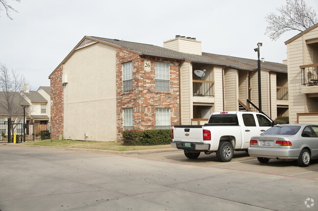 Building Photo - Creek Bend Condominiums