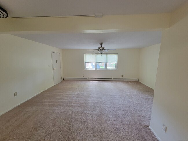 Building Photo - 474 Oak Ave