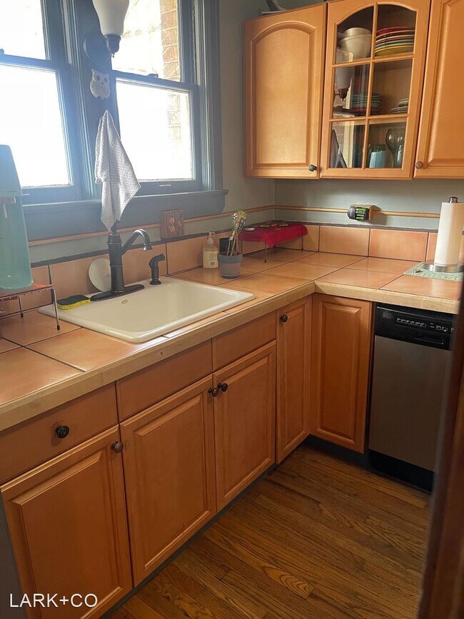 Foto del edificio - 1 br, 1 bath House - 2330 E. 13th Ave #7