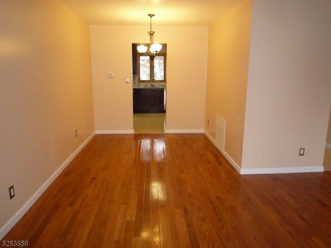 Building Photo - 2108 Jamestown Common