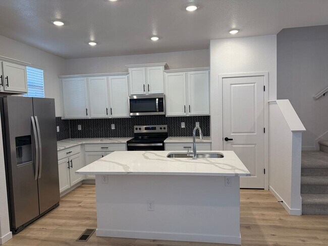 Foto del edificio - Stunning New Build Townhome in Denver 3 Bed 2.5 Bath 1,514 Sq. Ft.