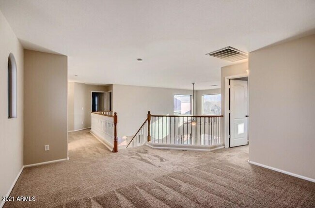 Foto del edificio - 45063 W Jack Rabbit Trail