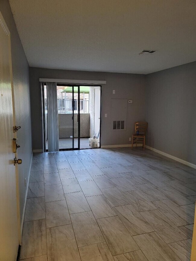Foto del edificio - 1 Bedroom Condo in Las Vegas