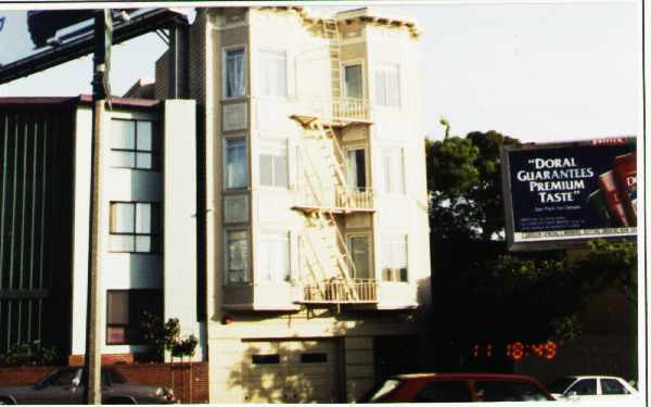 Building Photo - 1545 Lombard St
