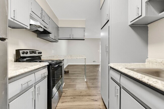 Foto del edificio - Parkview Apartments & Townhomes