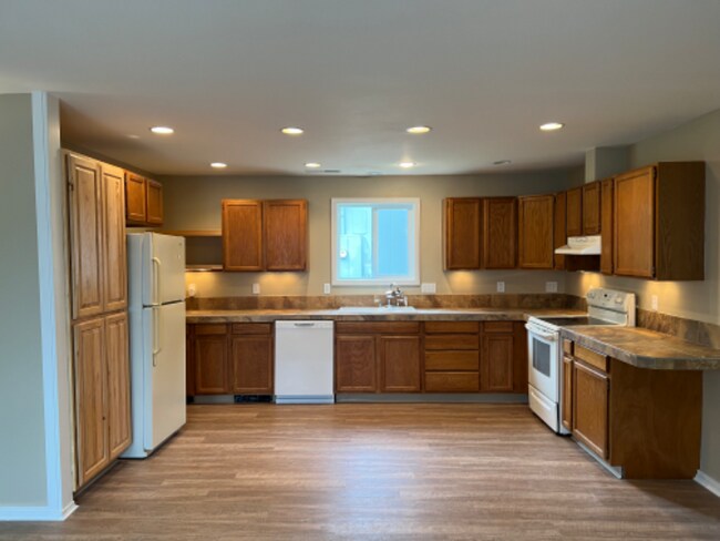 Building Photo - 7195 US-212