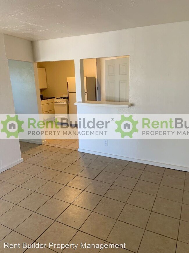 Building Photo - 1 br, 1 bath House - 426 Louisiana Blvd. NE