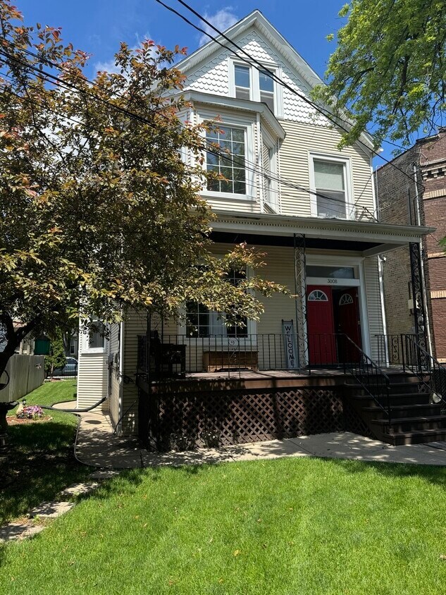 Primary Photo - 3008 N Kimball Ave