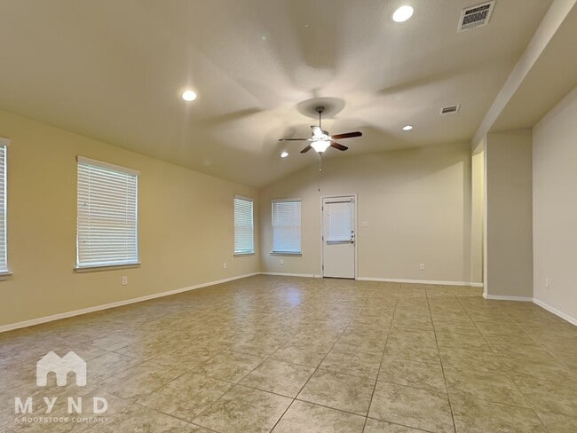 Building Photo - 20216 Boggy Ford Rd