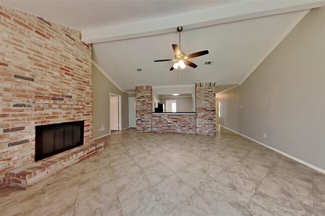 Building Photo - 11918 Osage Park Dr