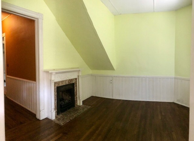 Building Photo - 500 S. Mendenhall