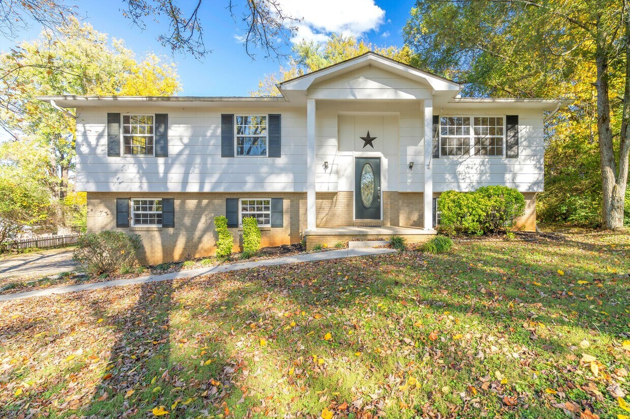 10404 Pinedale Dr, Knoxville, TN 37922 House Rental in Knoxville, TN