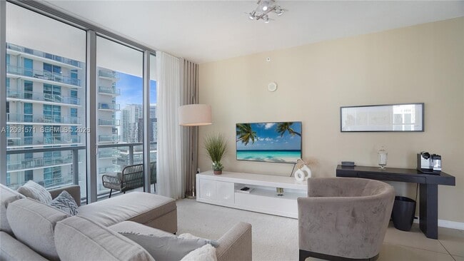 Foto del edificio - 1111 SW 1st Ave
