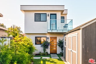 Building Photo - 12153 Palms Blvd