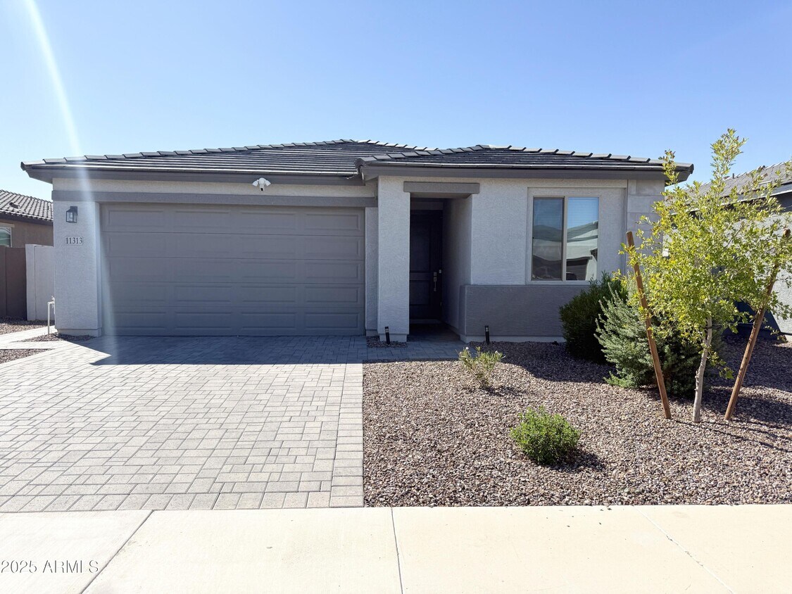 Foto principal - 11313 E Unger Ave