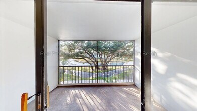 Building Photo - 1015 Green Pine Blvd