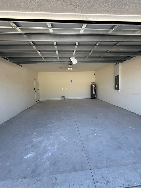 Foto del edificio - 26275 Explorer Rd