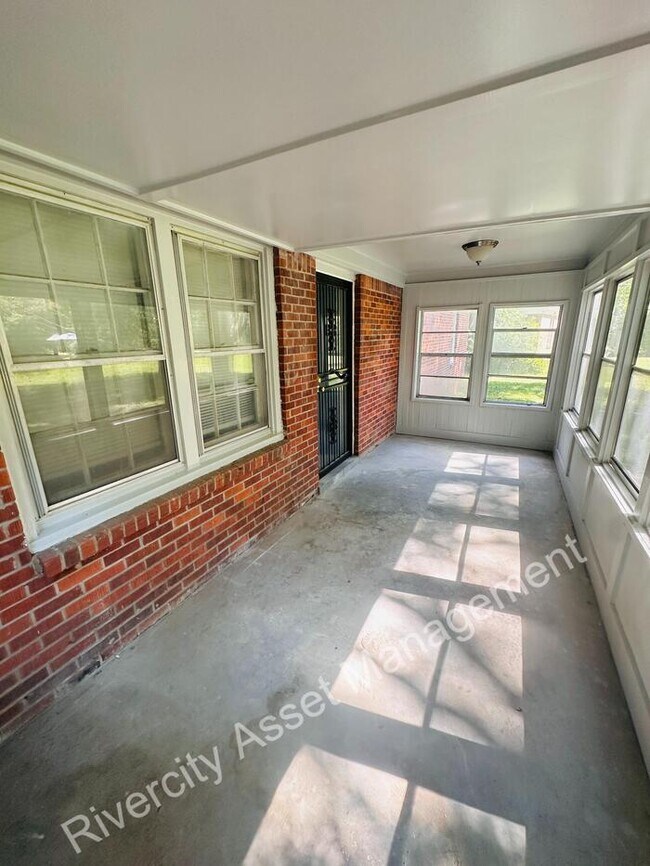 Foto del edificio - Section 8 Welcomed!!!! A must see near UofM !!!!!