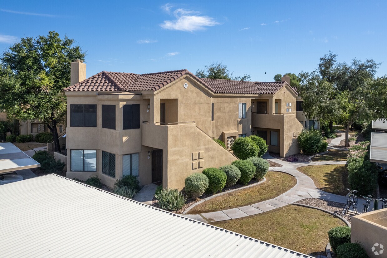 Primary Photo - Scottsdale Courtyard Apartments