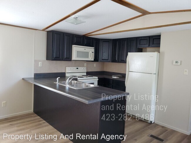 Building Photo - 2 br, 1 bath House - 611 N North Street, #8