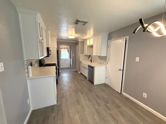 Foto del edificio - 6019 Greenpark Manor Ln