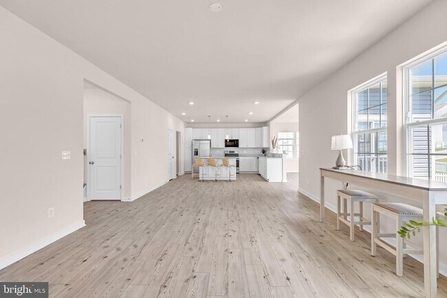 Foto del edificio - 2053 Whithorn Hl