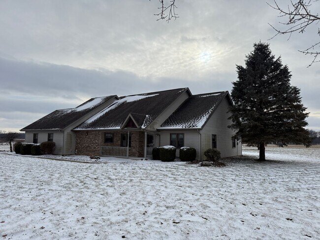 Foto del edificio - 5050 S 700 E-57