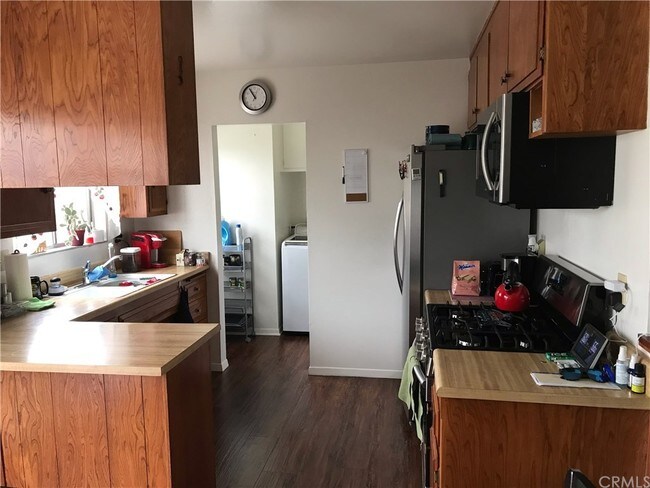 Foto del edificio - 6432 Dunn Dr