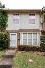 Building Photo - 1110 Chinook St