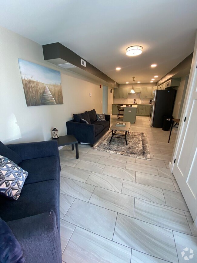 Building Photo - 1309 Carousel Ct