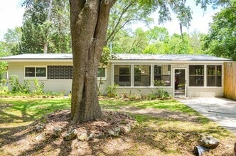 Building Photo - 4007 NW 21st Dr
