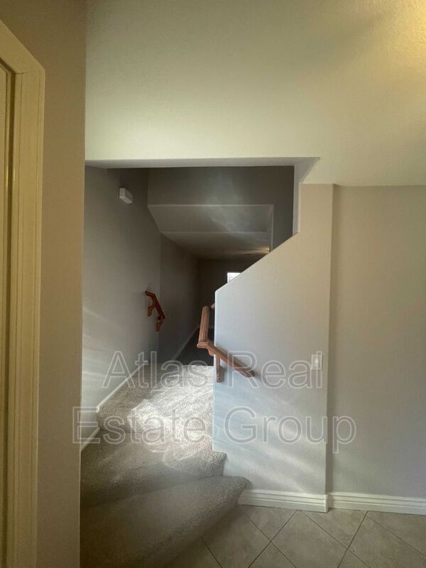Foto del edificio - 374 W Jersey Way