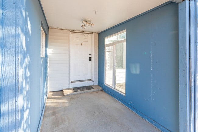 Foto del edificio - 20945 Via Duran Point