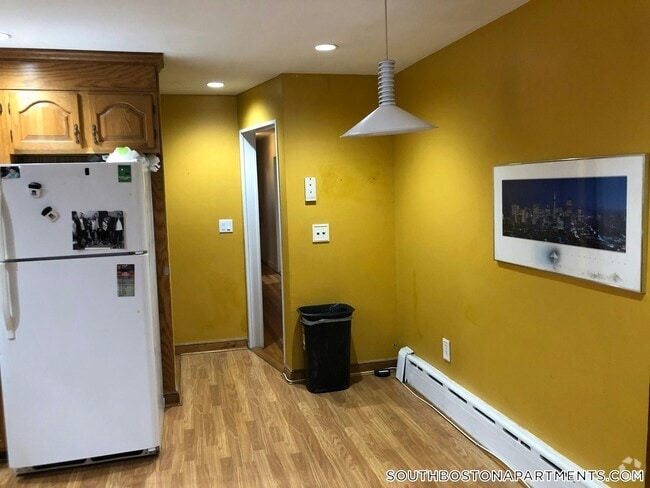 Building Photo - 338 K St