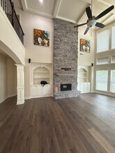 Building Photo - 2115 Avonleigh Dr