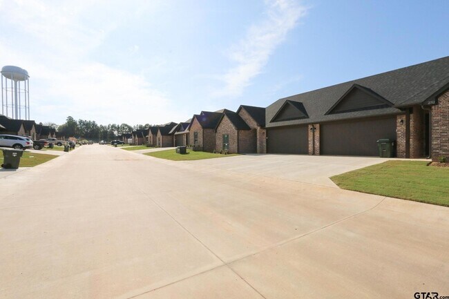 Foto del edificio - 10243 County Rd 135
