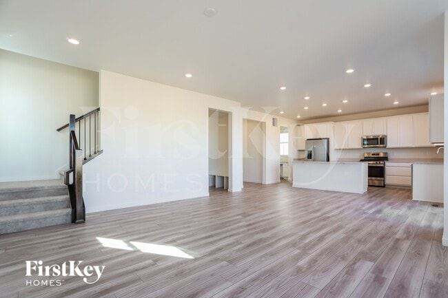 Foto del edificio - 13169 E 110th Ave.